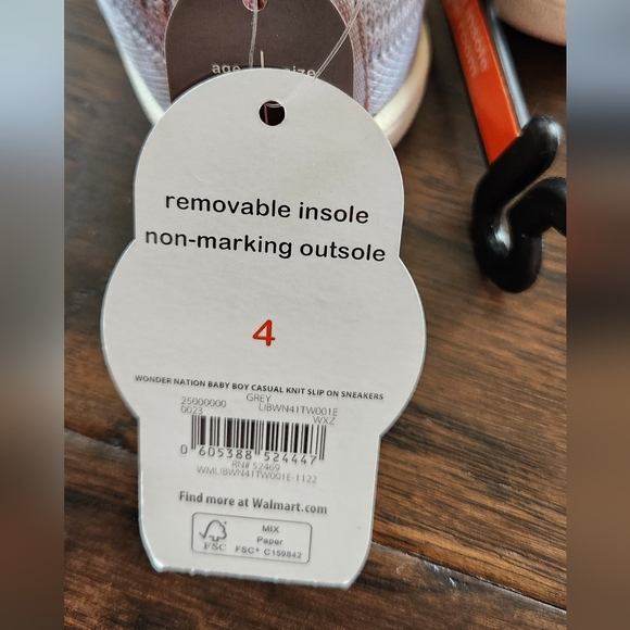 Infant boys size 4, grey, new with box - Picture 6 of 12